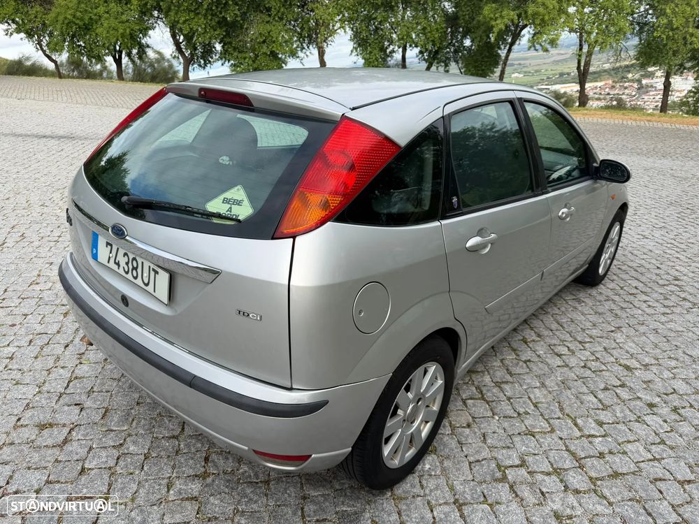 Ford Focus 1.8 TDCi Ghia - 4