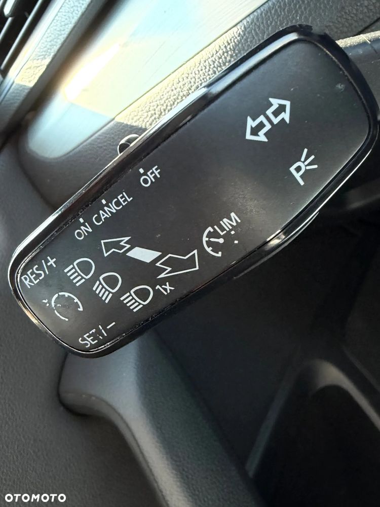Skoda Superb 1.5 TSI Ambition DSG - 19