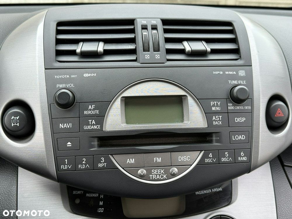 Toyota RAV4 2.2 D-4D 4x4 Executive - 6