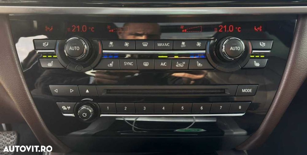 BMW X5 M M50d - 29
