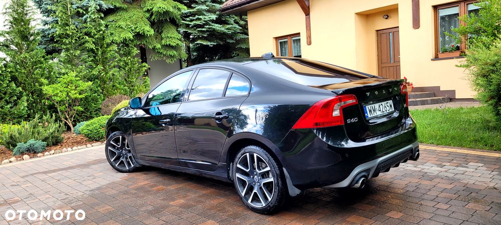 Volvo S60 T5 Geartronic RDesign - 10
