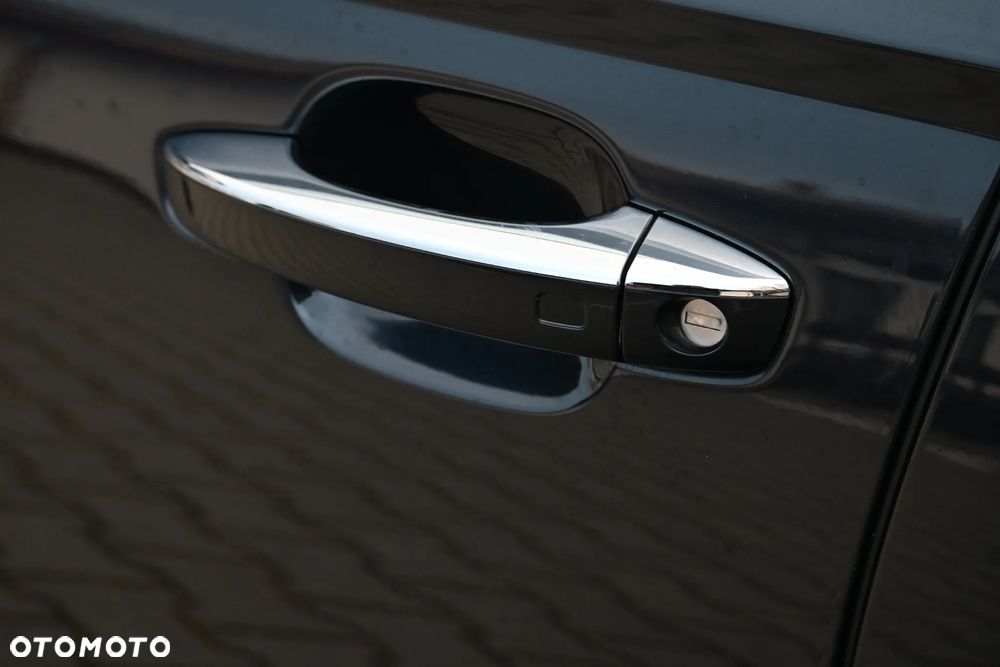 Audi A6 Avant 3.0 TDI quattro S tronic - 21