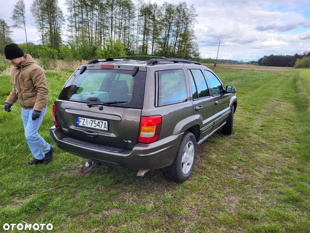 Jeep Grand Cherokee - 25