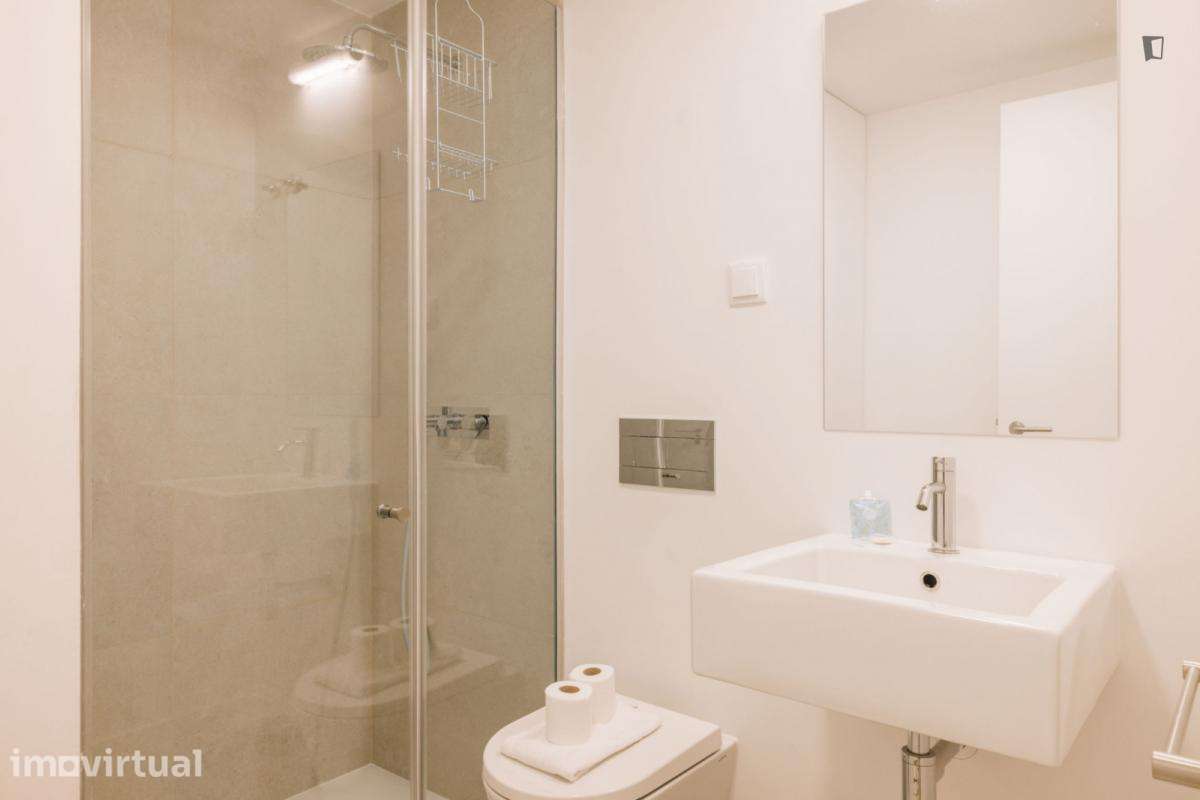 Apartamento com 3 quartos - localizado em Martim Moniz Lisbon - Grande imagem: 5/8