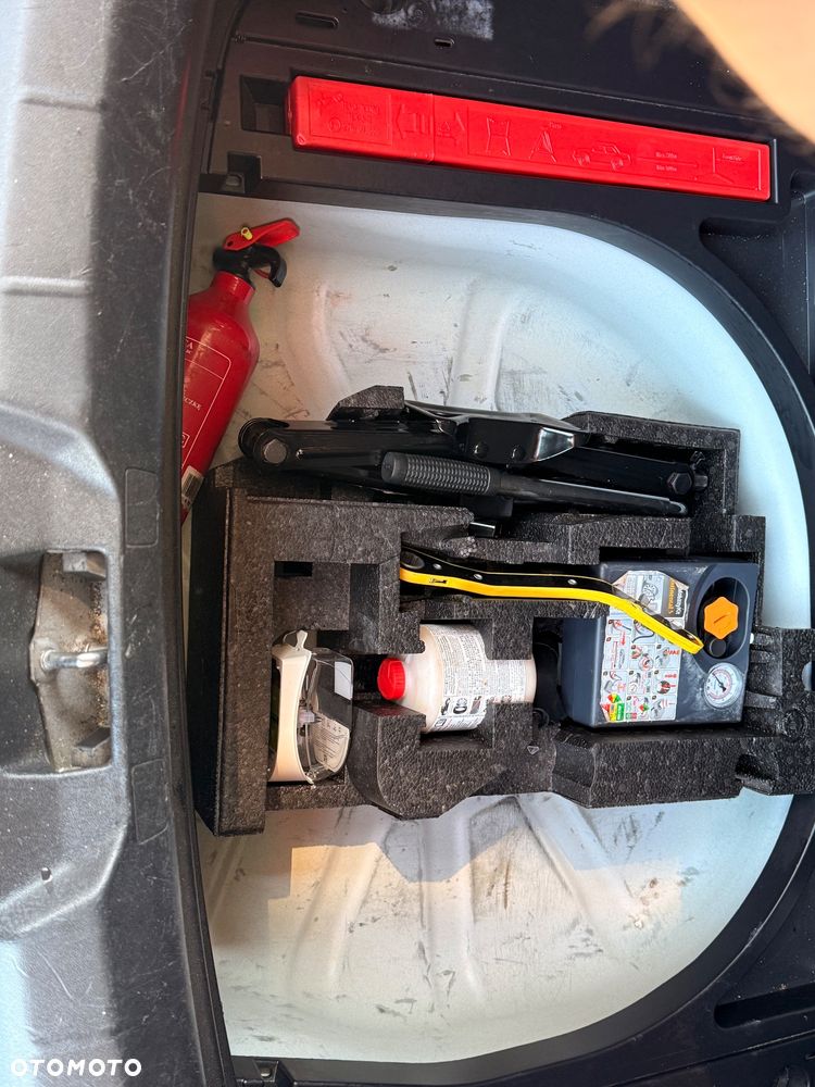 Volvo V40 D4 RDesign - 19