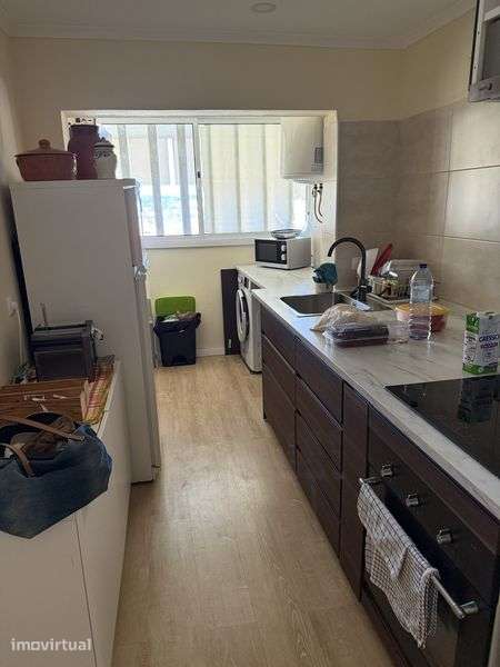 Apartamento T2, equipado e mobilado - Grande imagem: 3/11