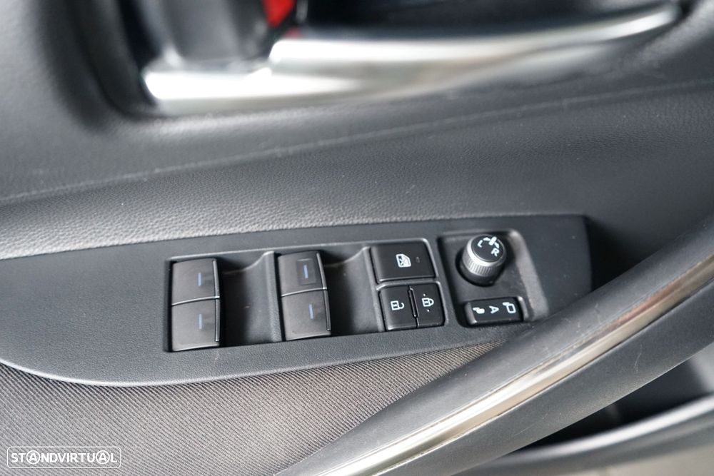 Toyota Corolla 1.8 Hybrid Active - 22