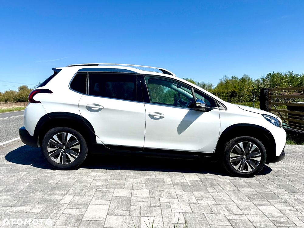 Peugeot 2008 PureTech 110 GPF Stop&Start EAT6 Allure - 33