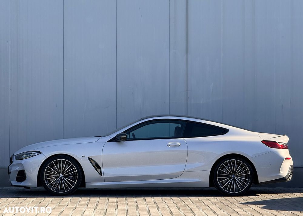 BMW M8 M850i xDrive - 11