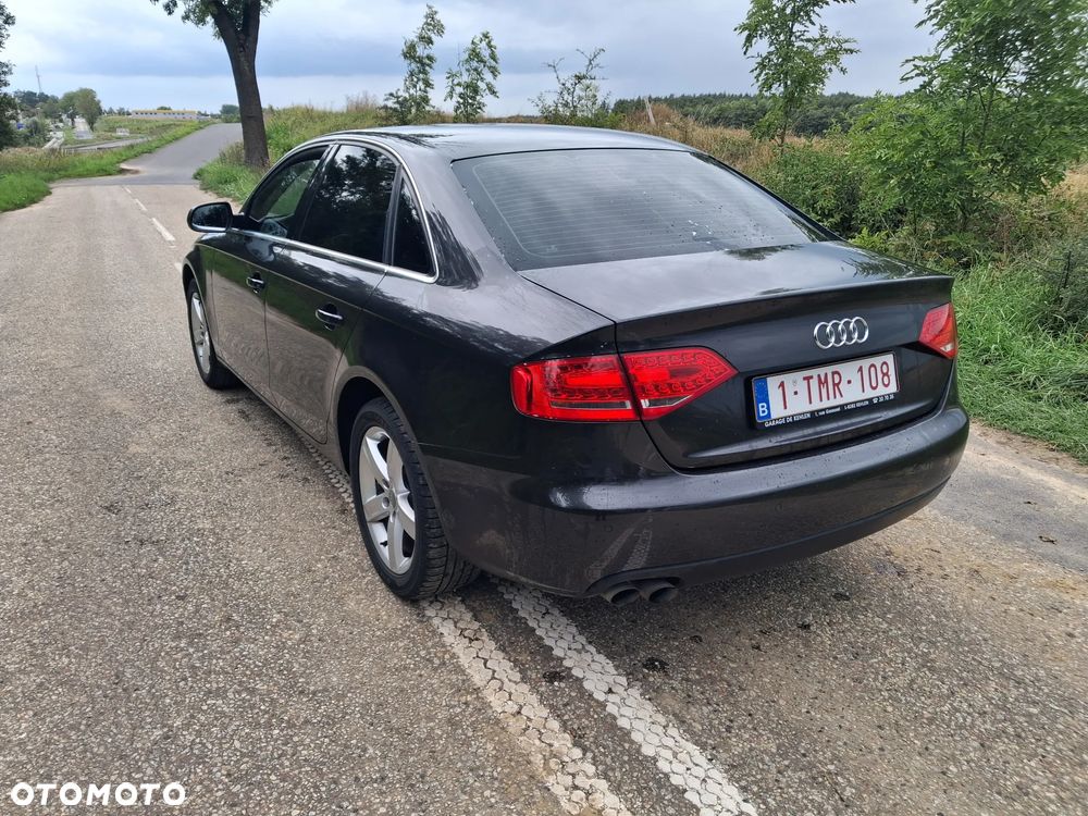 Audi A4 Limousine 2.0 TDI DPF Ambiente - 9