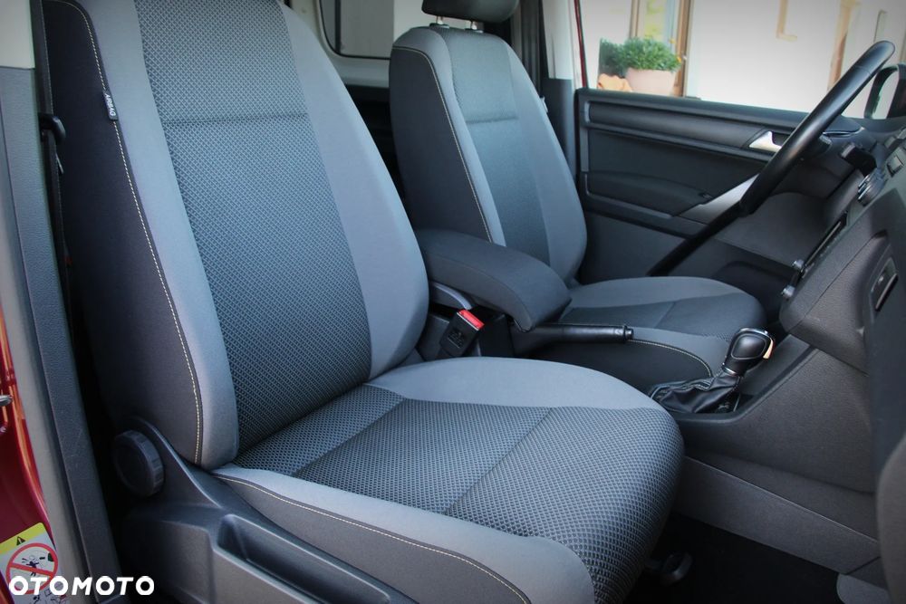 Volkswagen Caddy 1.4 TSI Highline DSG - 11