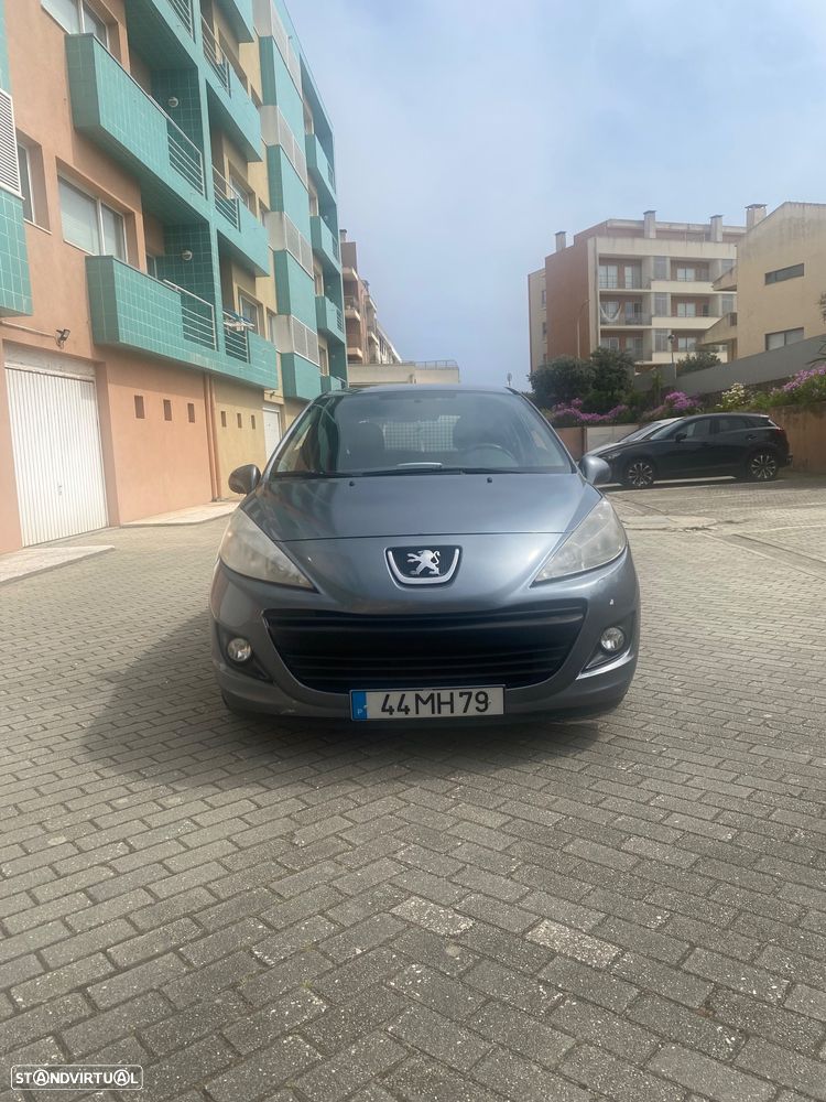 Peugeot 207 1.4 HDi Urban - 4