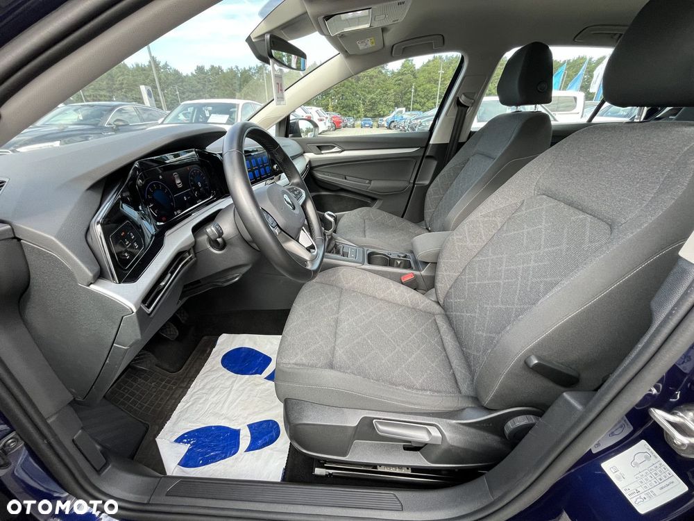 Volkswagen Golf - 11