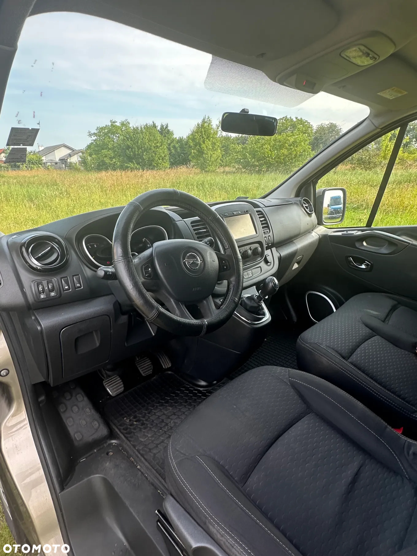 Opel Vivaro L2H1 2.9t Edition Business - 9