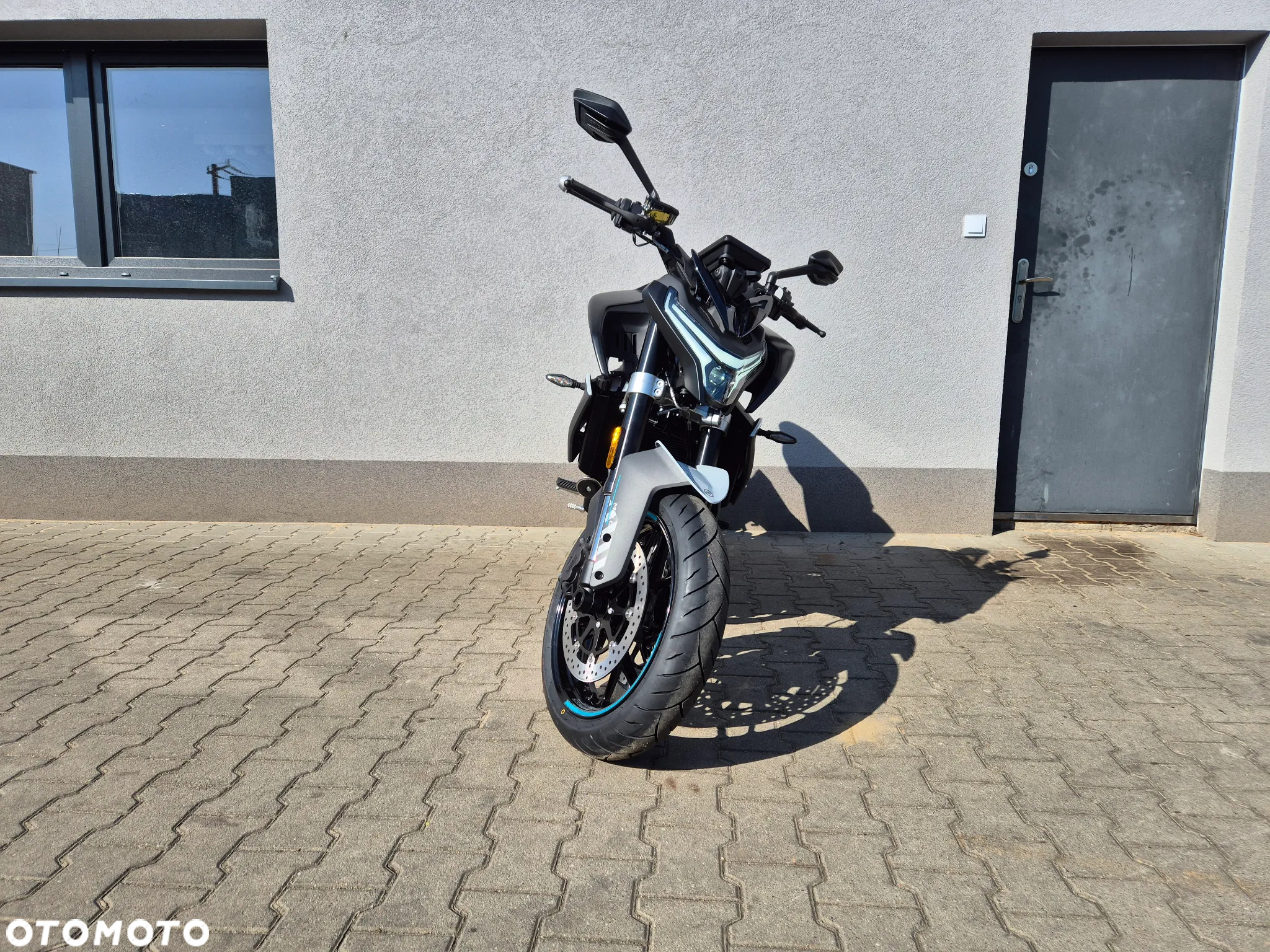 CFMoto NK - 11
