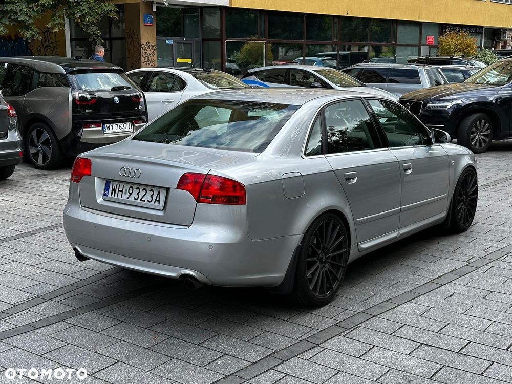 Audi A4 Limousine 2.0T FSI Quattro - 3