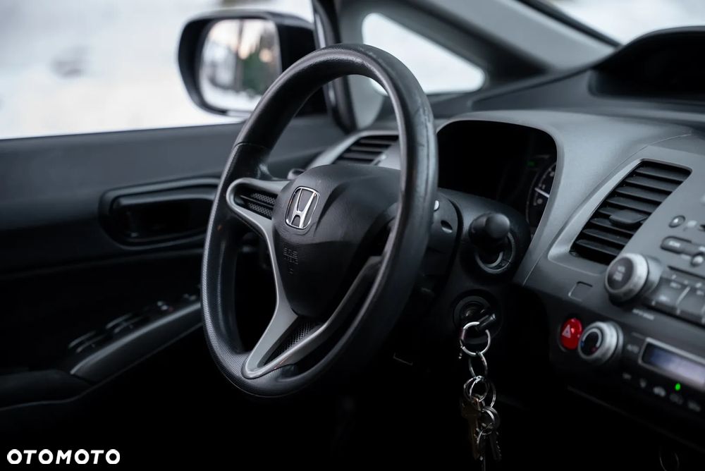 Honda Civic 1.8 Comfort - 23