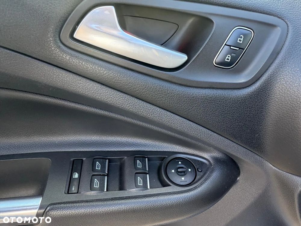 Ford Kuga 2.0 TDCi 4WD Titanium - 18