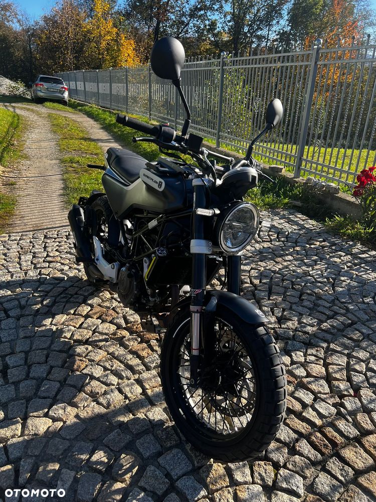 Husqvarna Svartpilen - 9