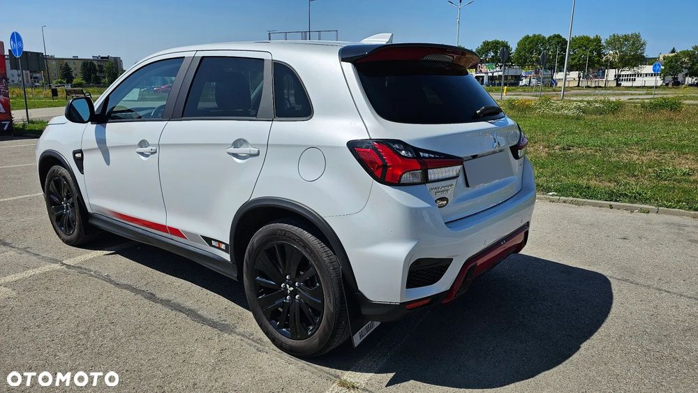 Mitsubishi Inny - 4