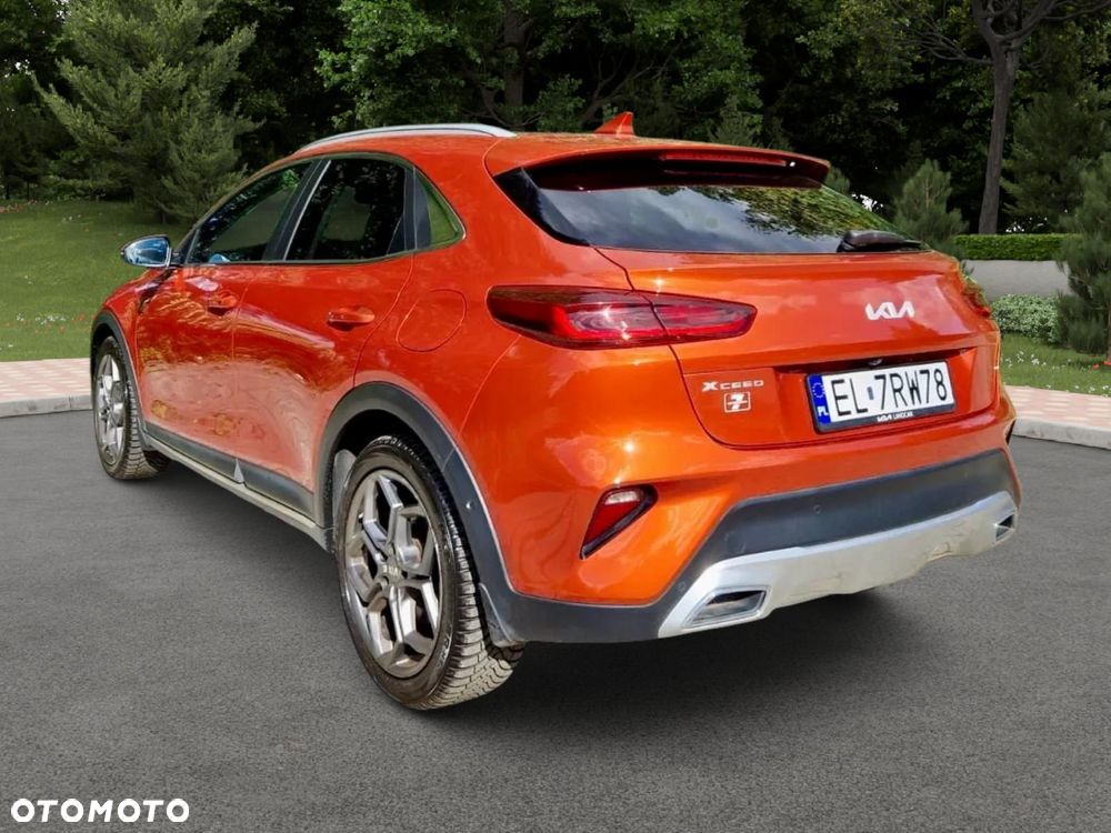 Kia XCeed 1.6 T-GDI L Business Line DCT - 3