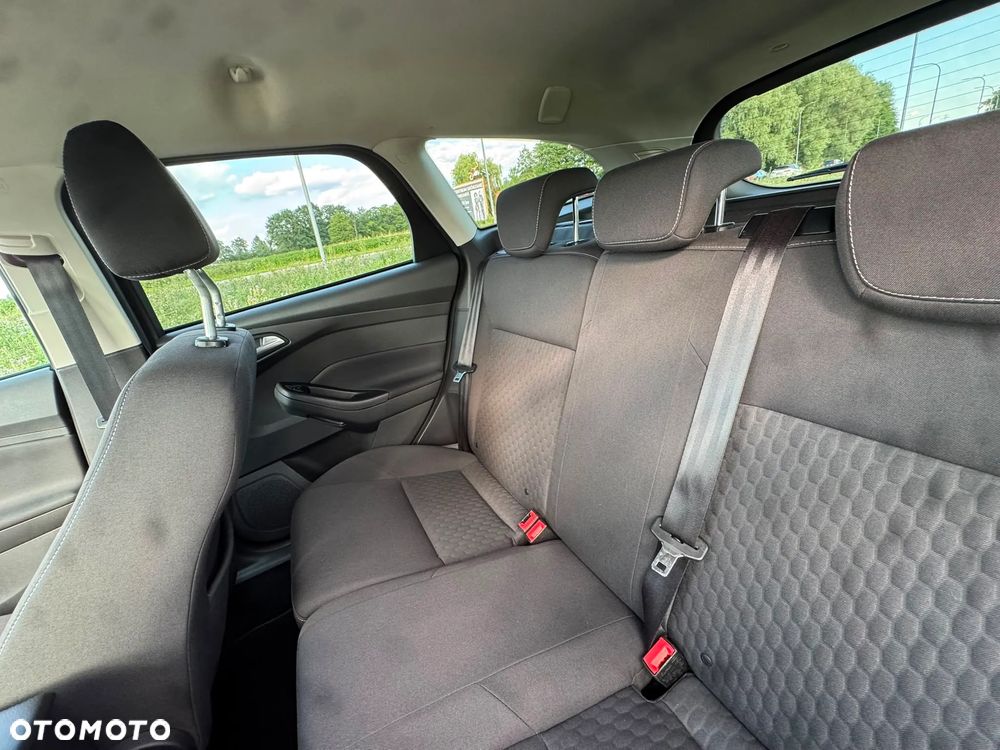 Ford Focus 1.0 EcoBoost Trend - 14