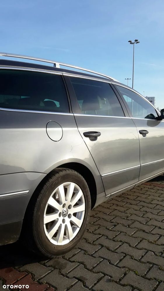 Volkswagen Passat 2.0 TDI DPF Highline - 6