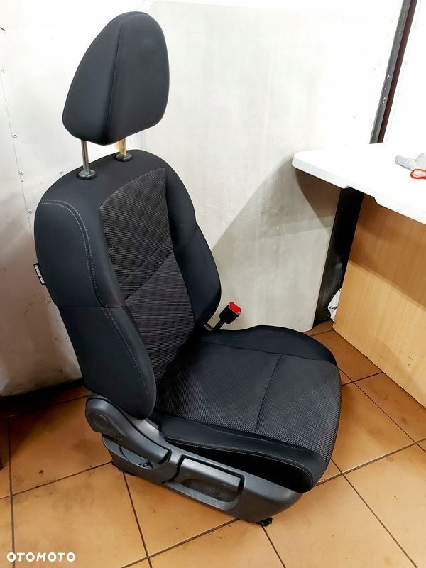 NISSAN QASHQAI II J11 FOTEL PASAŻERA PRAWY PRZÓD - 7