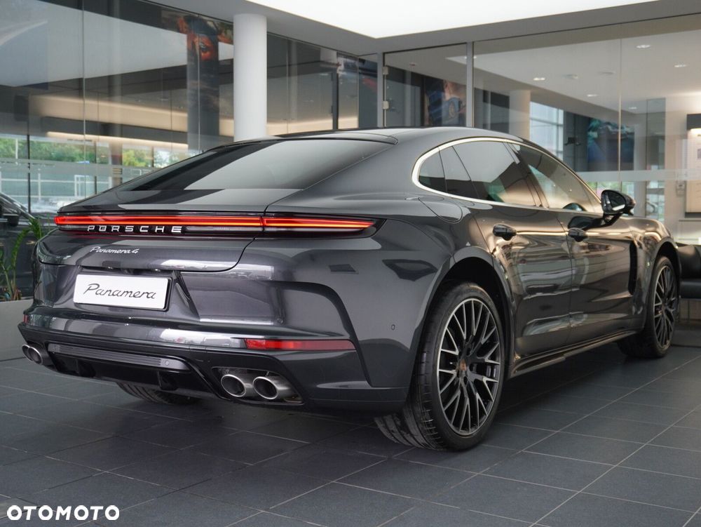 Porsche Panamera 4 - 15