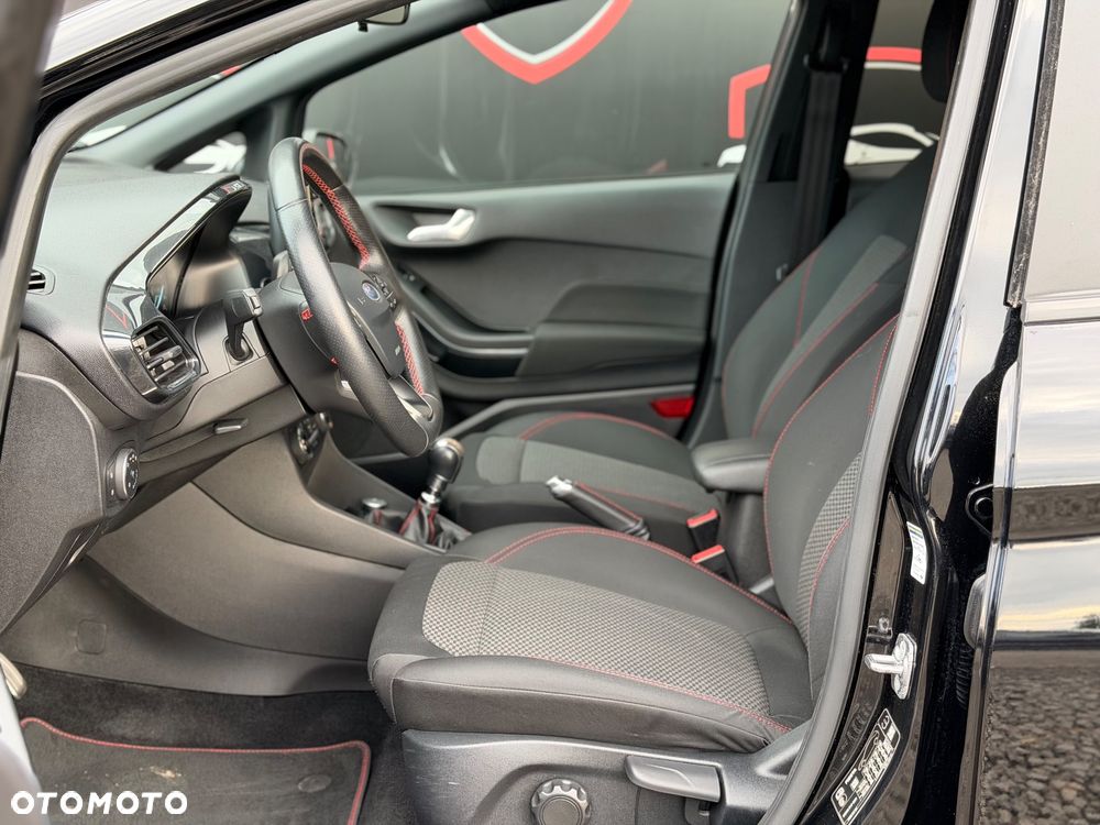Ford Fiesta 1.5 TDCi S&S ST-LINE - 18