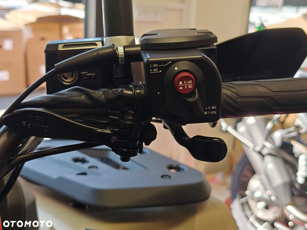 QJMOTOR SFA 1000 - 12