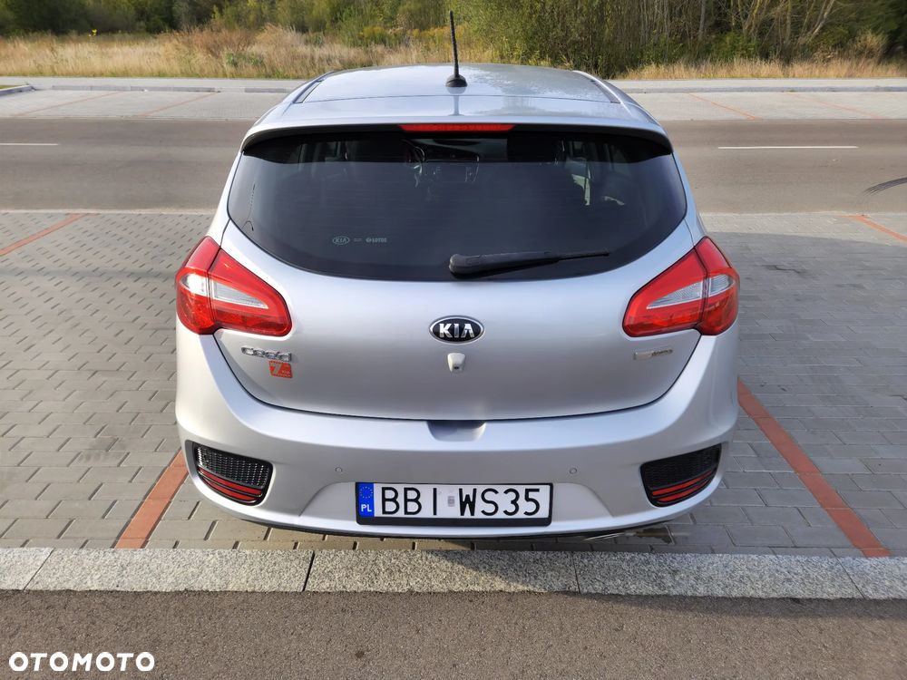 Kia Ceed Cee'd 1.6 CRDi L Business Line DCT - 4