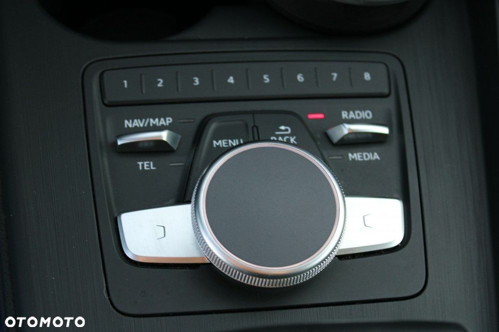 Audi A4 Limousine - 29