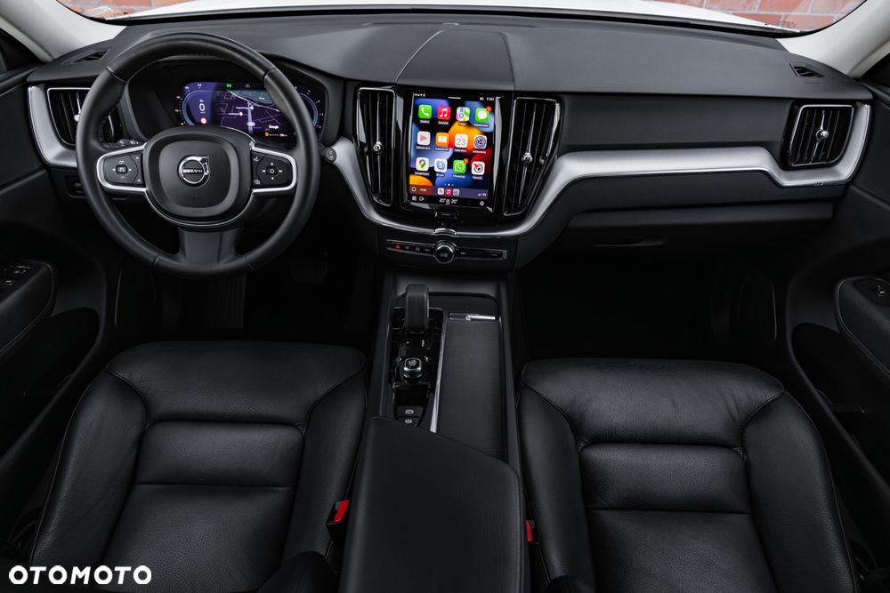 Volvo XC 60 B4 D Geartronic Momentum Pro - 37