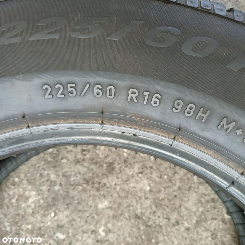 Opona 225/60/16 Pirelli Sottozero Winter 210 II (F5817) - 4