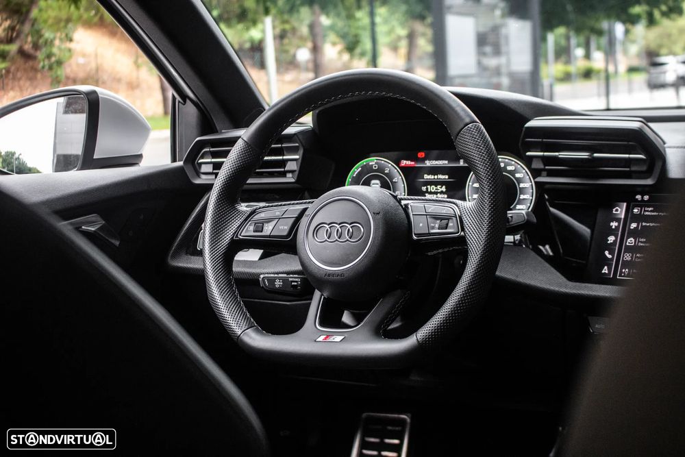 Audi A3 Sportback 40 TFSIe S tronic S line - 35