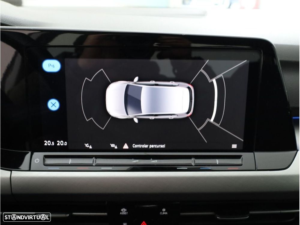 VW Golf 2.0 TDI Life - 24