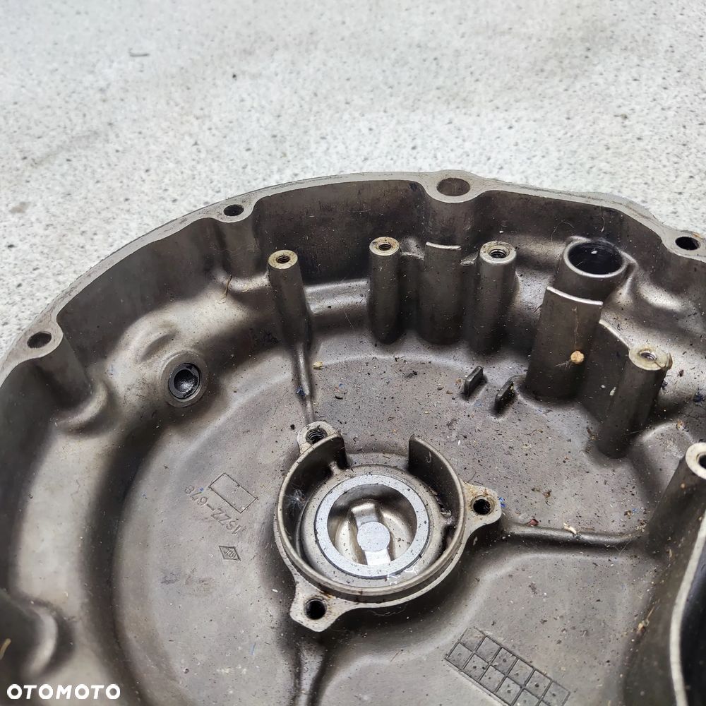 Dekiel, pokrywa silnika Suzuki VS 700 VS700 Intruder 700 - 19