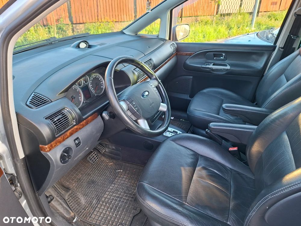 Ford Galaxy 2.8 V6 Ghia - 8