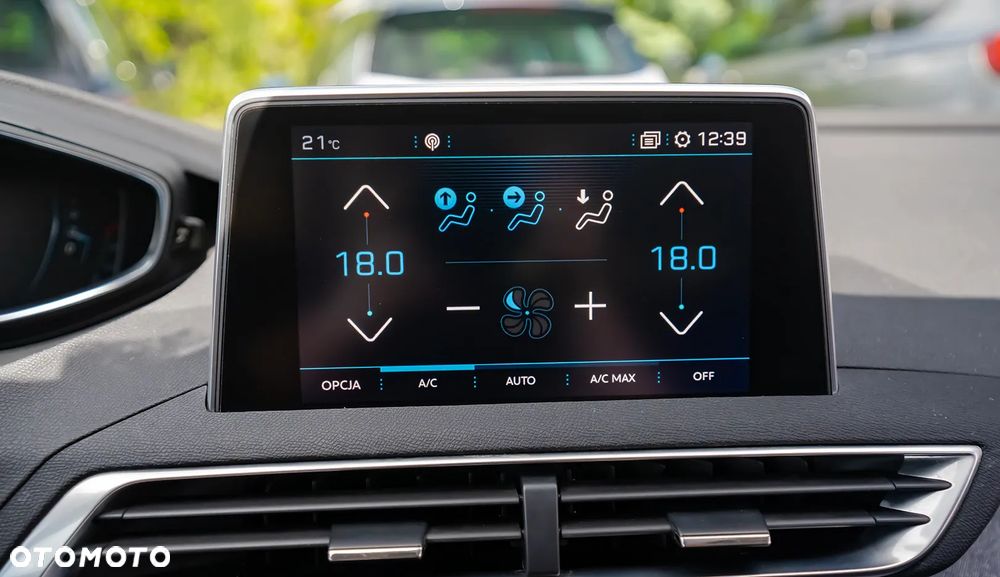 Peugeot 3008 PureTech 130 Stop & Start GPF EAT8 Crossway - 33