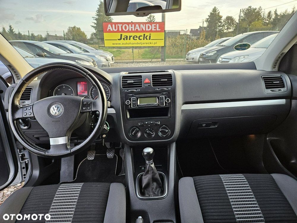 Volkswagen Golf 1.9 TDI United - 12