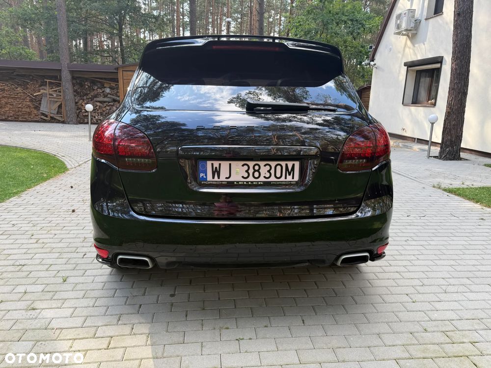 Porsche Cayenne - 5
