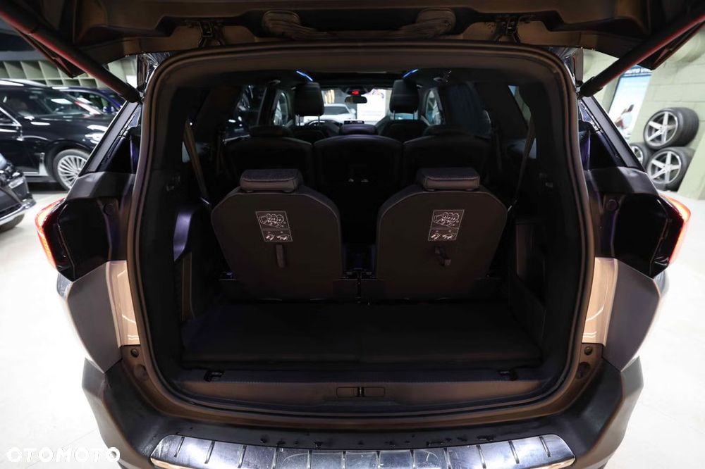 Peugeot 5008 PureTech 130 EAT8 Stop & Start GT - 14