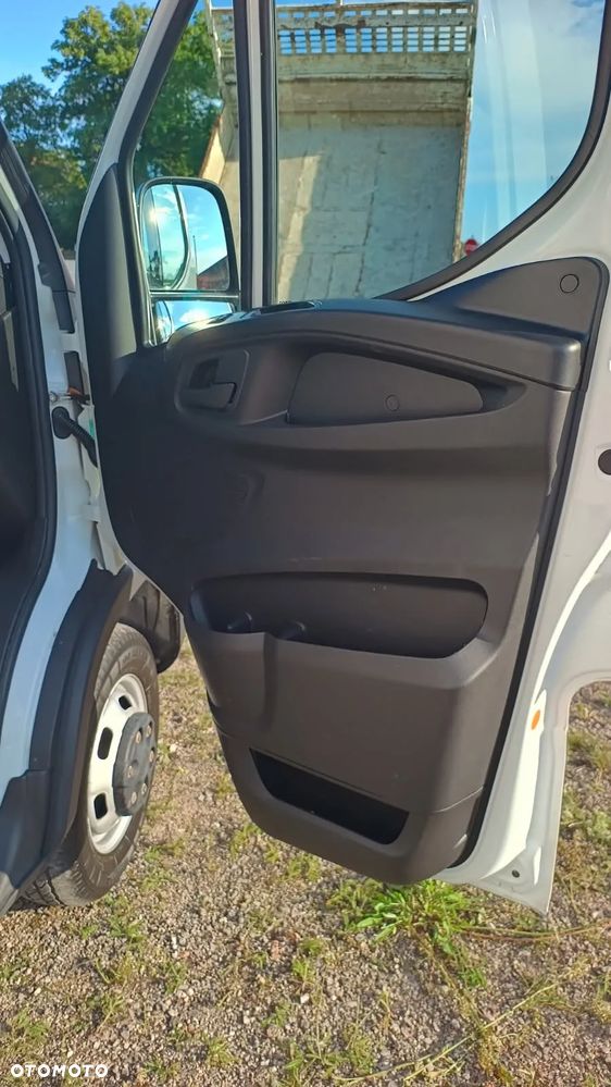 Iveco DAILY 35 - 18