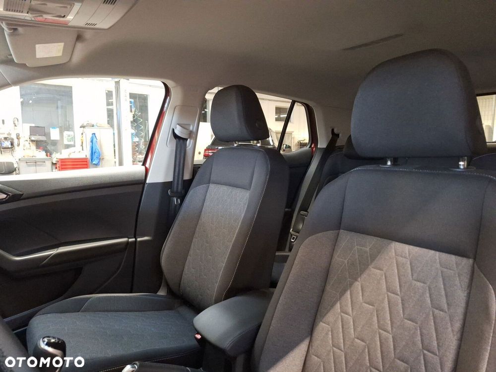 Volkswagen T-Cross - 11
