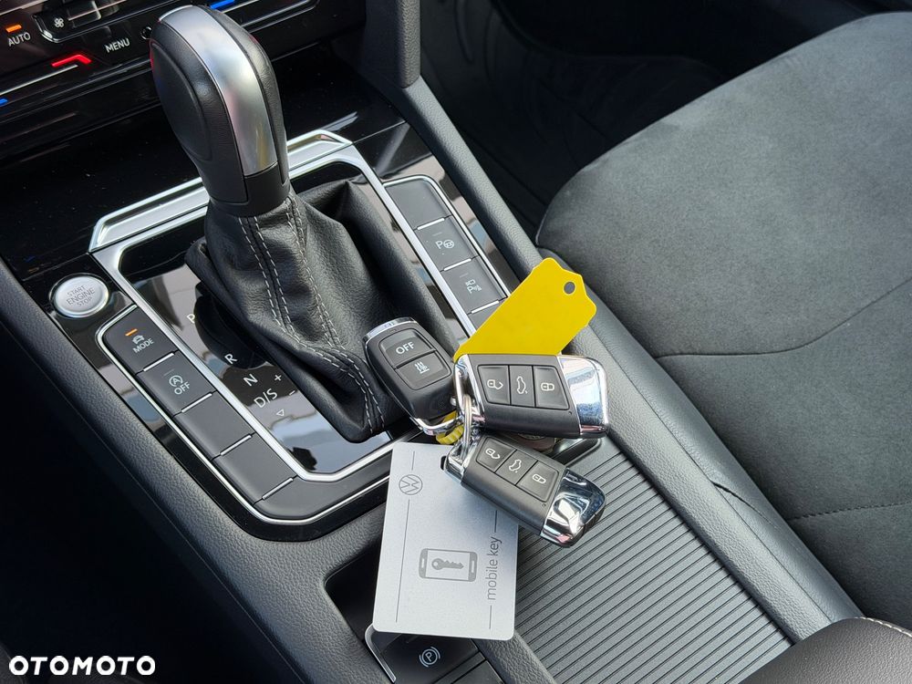 Volkswagen Arteon 2.0 TDI SCR 4Motion DSG R-Line - 38