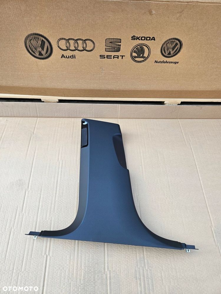 A8 D4 LONG TAPICERKA SŁUPKA LEWA 4H4867243 - 1