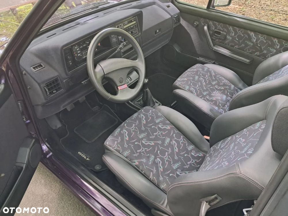 Volkswagen Golf Cabriolet 1.8 GL - 15