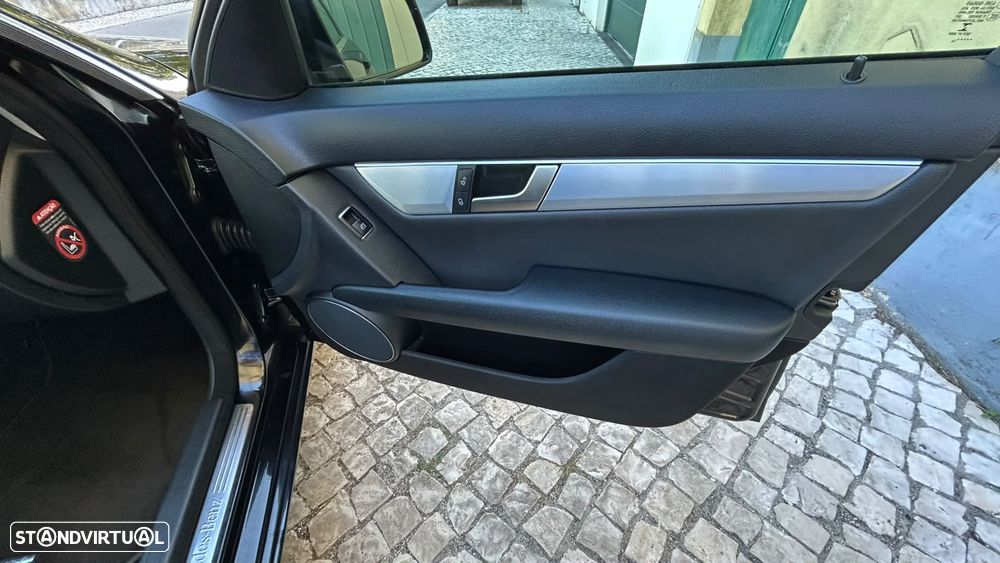 Mercedes-Benz C 180 CDi Avantgarde BE - 26
