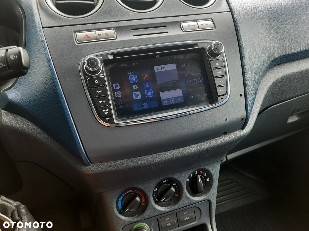 Ford Transit Connect - 10